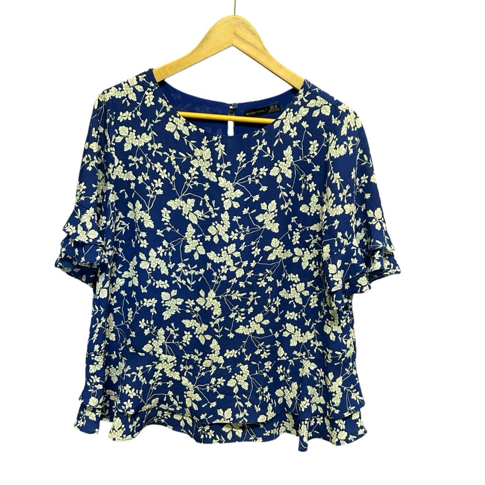 Black Tape Blue Floral Lined Blouse Size M
